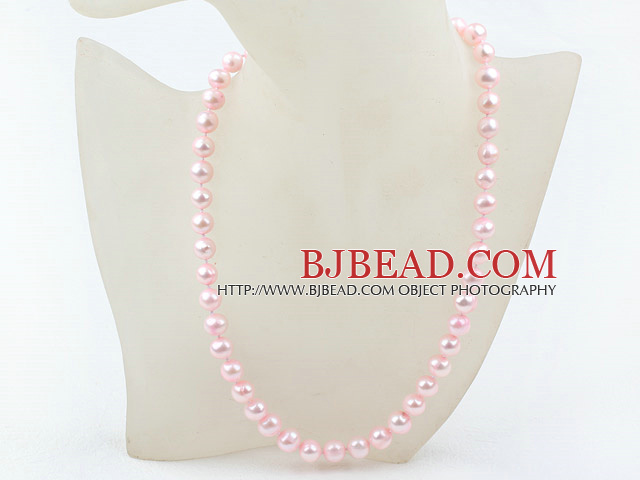 Classic Design 9-10mm Baby Pink Freshwater Pearl Beaded Necklace