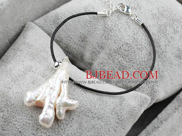 Classic Design Hand Shape Rebirth Pearl Bracelet