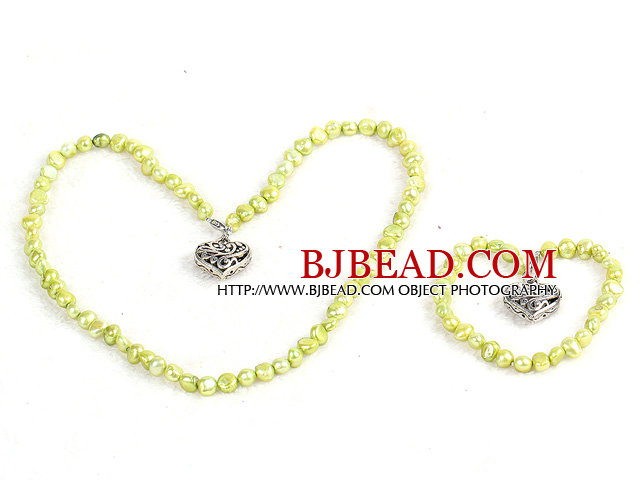 Classic Simple Design Potato Shape Kelly Green Pearl Necklace & Bracelet Set With Heart Charm