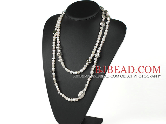baroque pearl necklace