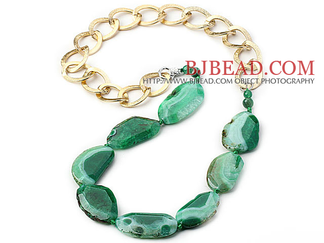 Green Color Burst Pattern Crystallized Agate Knotted Necklace with Golden Color Metal Chain ( The Chain Can Be Deducted )