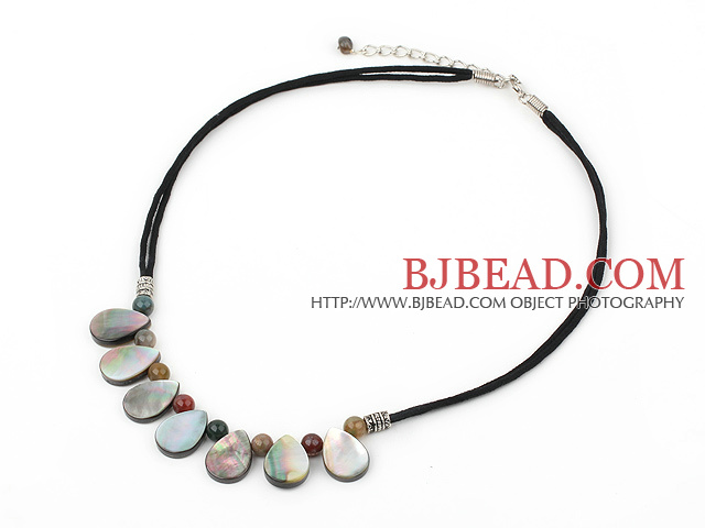 Mother of pearl Indian agate necklace
