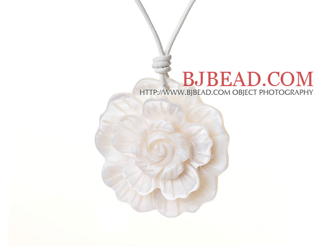 Delicate Beautiful White Shell Flower Pendant Necklace With White Leather And Lobster Clasp