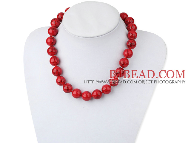 red alaqueca necklace