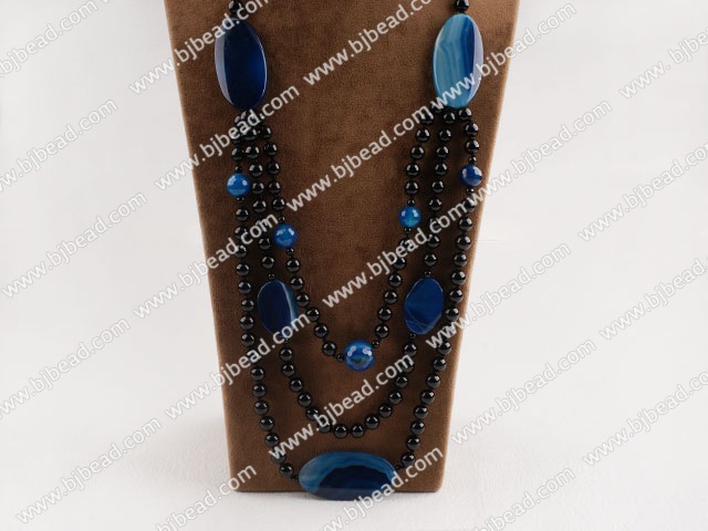 big hit blue and black agate necklace