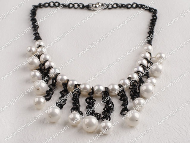 white 10-12mm sea shell beads necklace