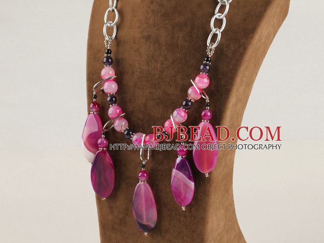 chunky stlye pink agate necklace with bold metal chain
