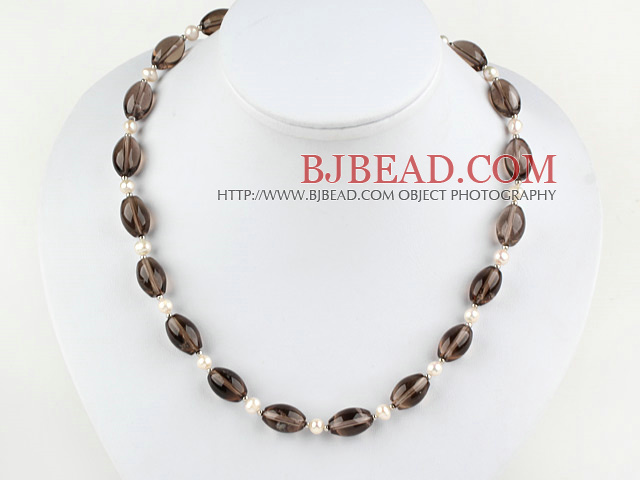 17.5 inches pearl and smoky quartz necklace with toggle clasp