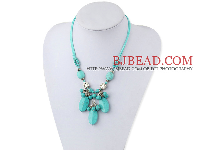 burst pattern turquoise necklace