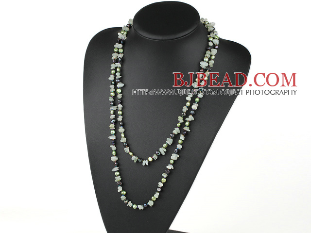 pearl and serpentine jade necklace