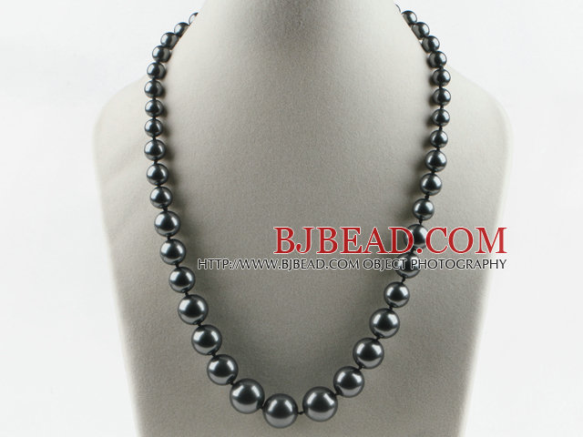 gray black color sea shell graduated beaded necklace
