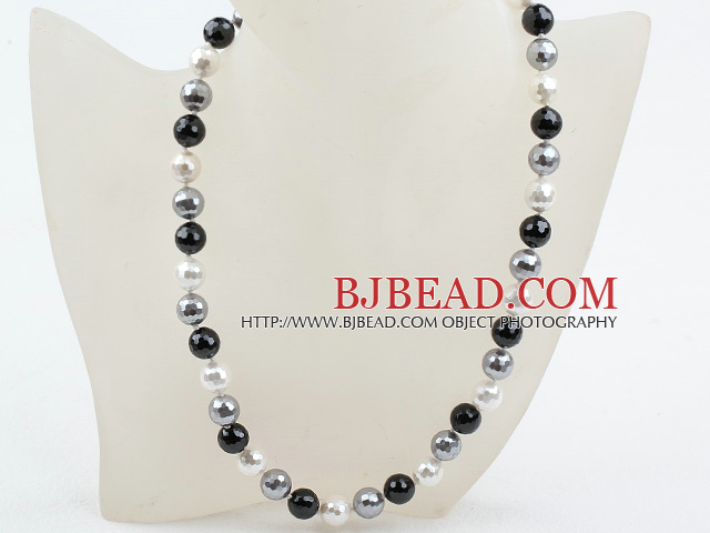 Clssic Design 12mm Faceted Round White Black and Gray Seashell Beaded Necklace