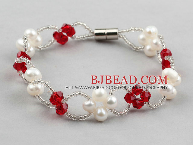 Fashion Style White Freshwater Pearl and Red Crystal Bracelet with Magnetic Clasp
