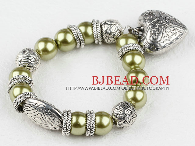 acrylic beads bracelet with heart charm