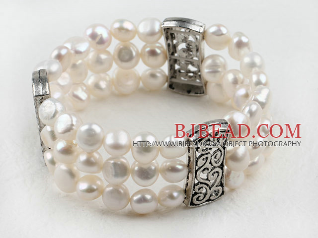 pearl bracelet