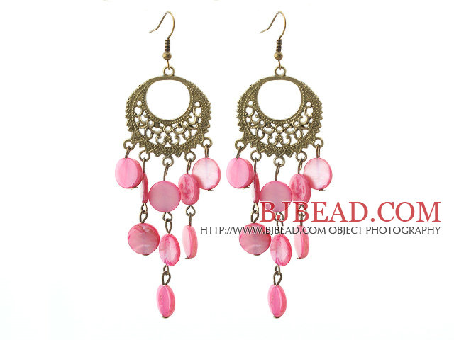 Vintage Style Round Shape Accessory and Flat Round Peach Pink Shell Long Earrings