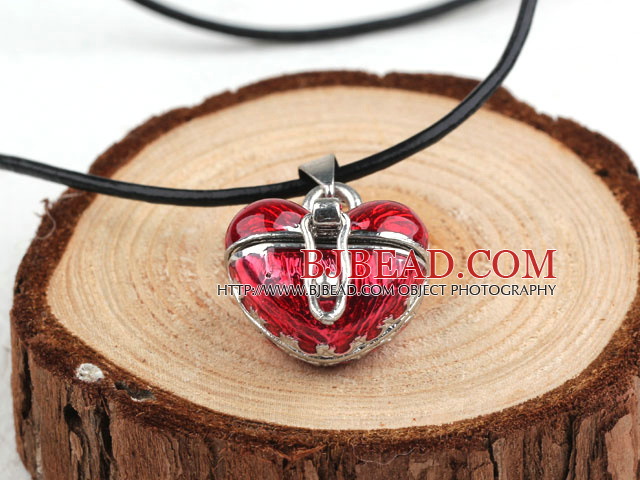Fashion Style Red Color Heart Shape Wish Box Metal Pendant Necklace with Leather Thread