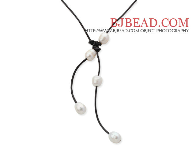Simple Style 10-11mm White Freshwater Pearl Leather Necklace with Black Leather