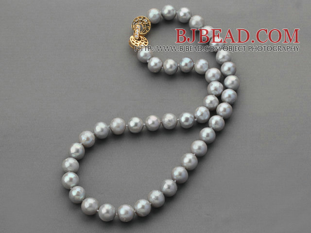 Classic Design 10-11mm Round Dark Gray Freshwater Pearl Beaded Necklace with Gold Plated Clasp