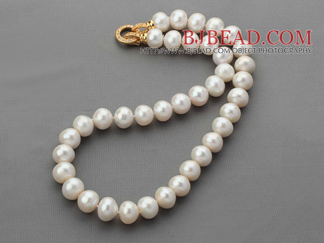 Classic Design Round A Grade White Freshwater Pearl Beaded Knotted Necklace with Gold Plated Clasp