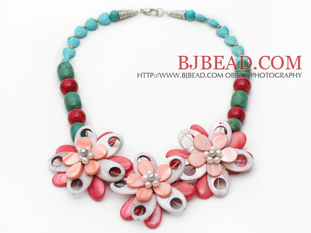 Assorted Green Turquoise and Alaqueca and Pearl Shell Flower Necklace