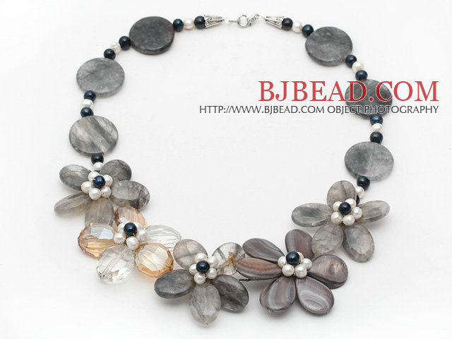 Gray Series Sponge Shell and Pearl Crystal Flower Necklace with Lobster Clasp