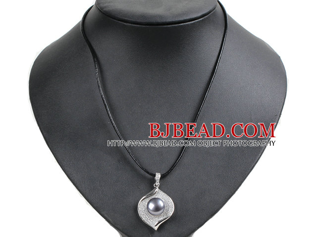 Simple Elegant Natural Big Black Freshwater Pearl Alloyed Leaf Pendant Leather Necklace