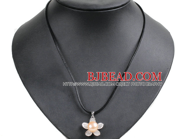 Simple Elegant Natural Big Pink Freshwater Pearl Flower Pendant Leather Necklace