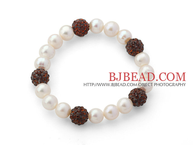 A Grade Round White Freshwater Pearl and Reddish Brown Color Rhinestone Ball Stretch Beaded Bangle Bracelet