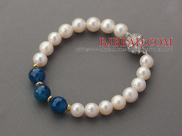 A Grade Round White Freshwater Pearl Beaded Bracelet with Blue Agate and Golden Color Metal Beads
