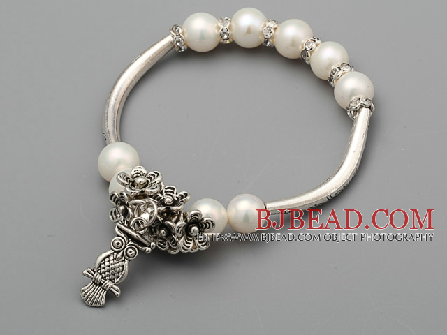 Fashion 8.5-9mm A Grade Natural White Freshwater Pearl Rhinestone Bracelet With Tube Flower Owl Charm Accessories