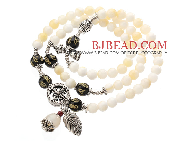 Pretty Three Strands Round Sea Shell Beads Bracelet with Black Agate and Tibet Silver Accessory